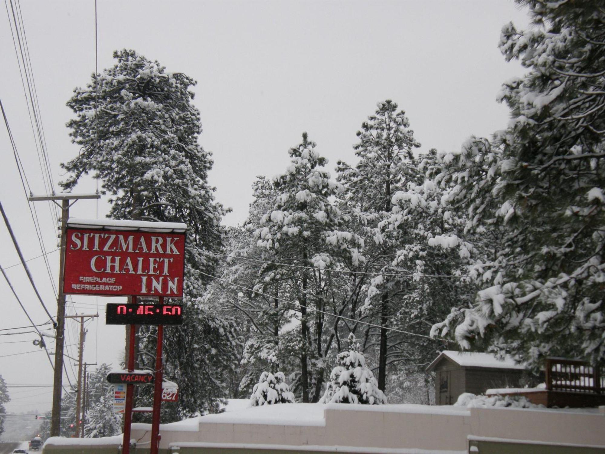 רואידוסו Sitzmark Chalet Inn מראה חיצוני תמונה