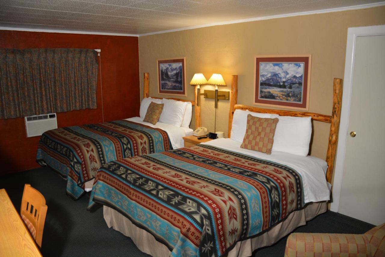 רואידוסו Sitzmark Chalet Inn מראה חיצוני תמונה