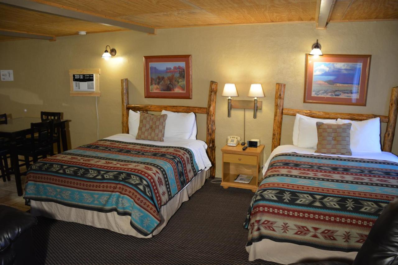 רואידוסו Sitzmark Chalet Inn מראה חיצוני תמונה