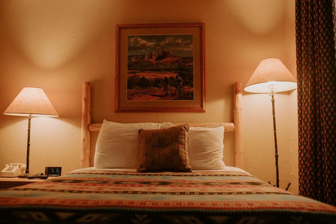 רואידוסו Sitzmark Chalet Inn מראה חיצוני תמונה