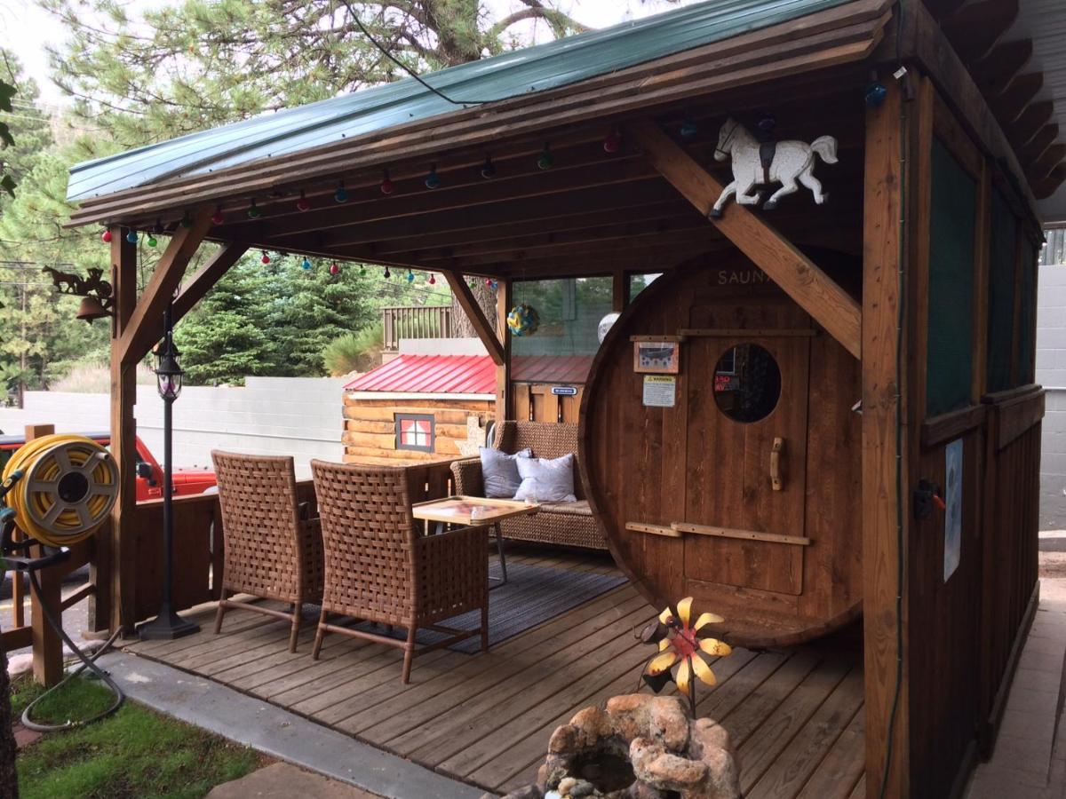 רואידוסו Sitzmark Chalet Inn מראה חיצוני תמונה